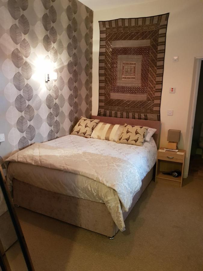 Carvetii - Gemini House - 4 Bed House Sleeps Up To 8 People Villa Tillicoultry Bagian luar foto